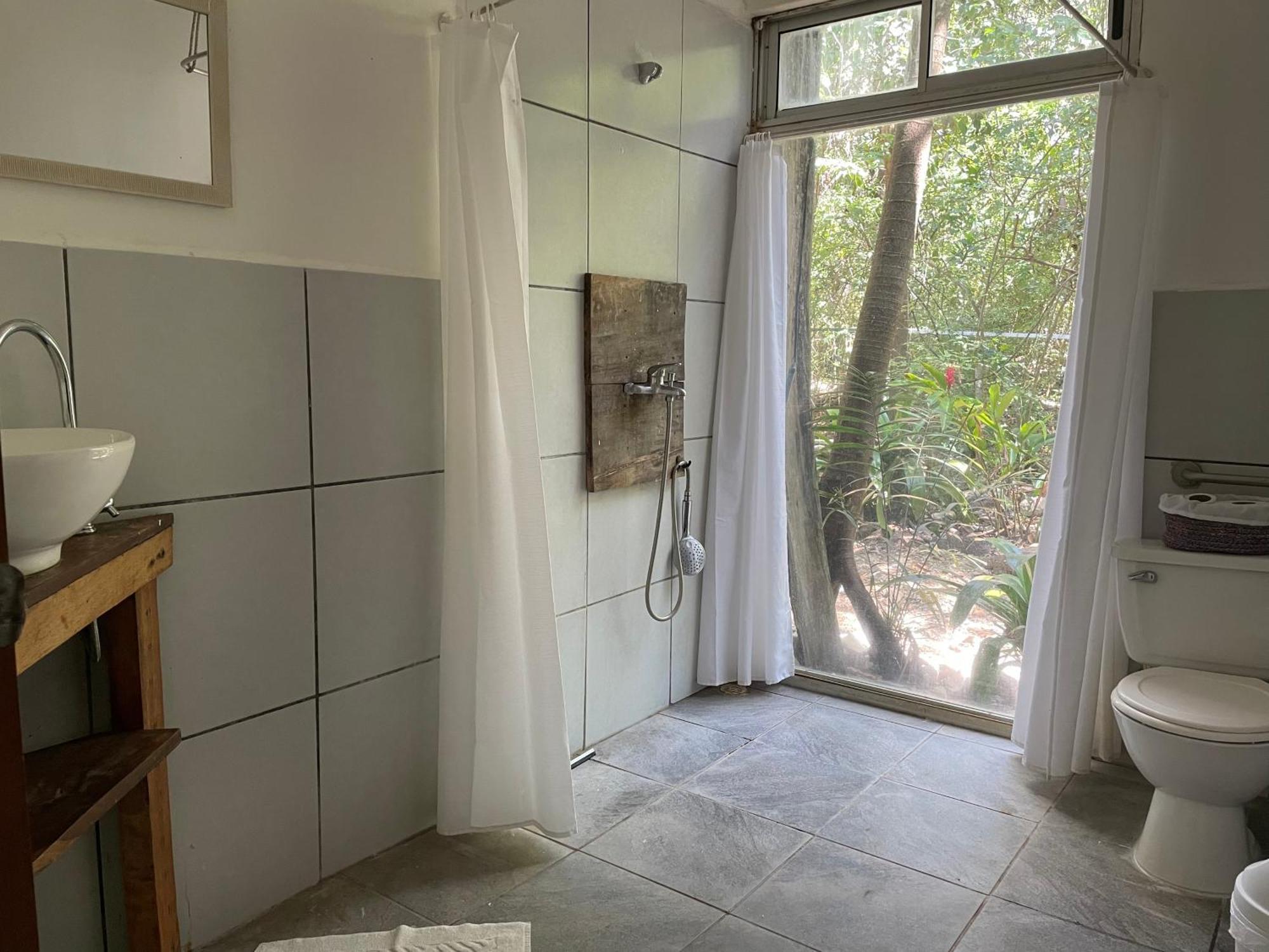 Nahele Lodge Playa Santa Teresa  Bagian luar foto